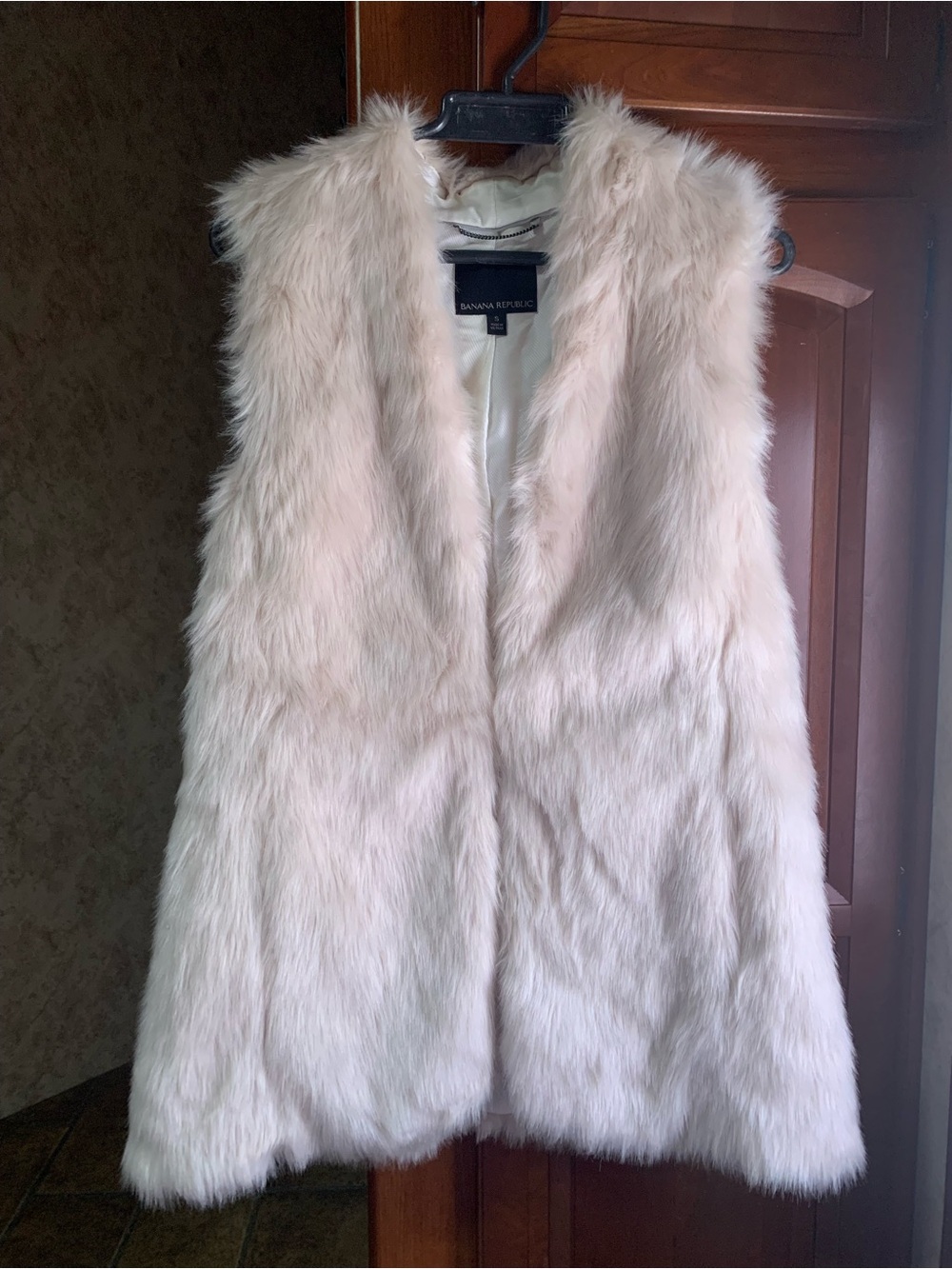 Banana Republic Off White Cream Faux Fur Vest Small